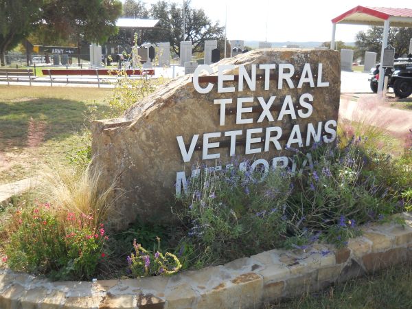 Entrance Central
                Texas Veterans Memorial